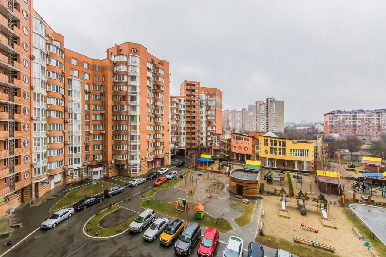 комфортная двухкомнатная возле метро академгородок * Kyiv